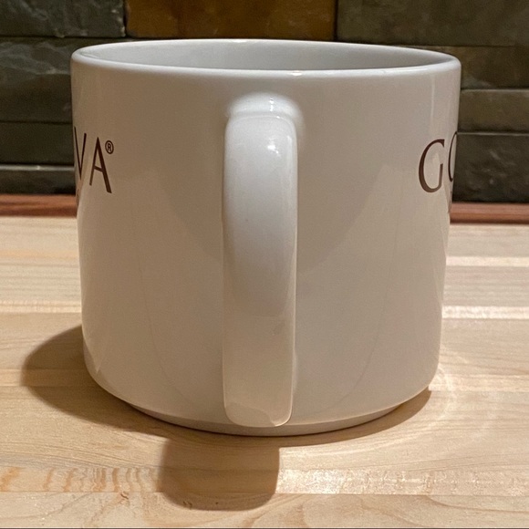 GODIVA • Hot Cocoa or Coffee Mug - 18 oz - Picture 4 of 6